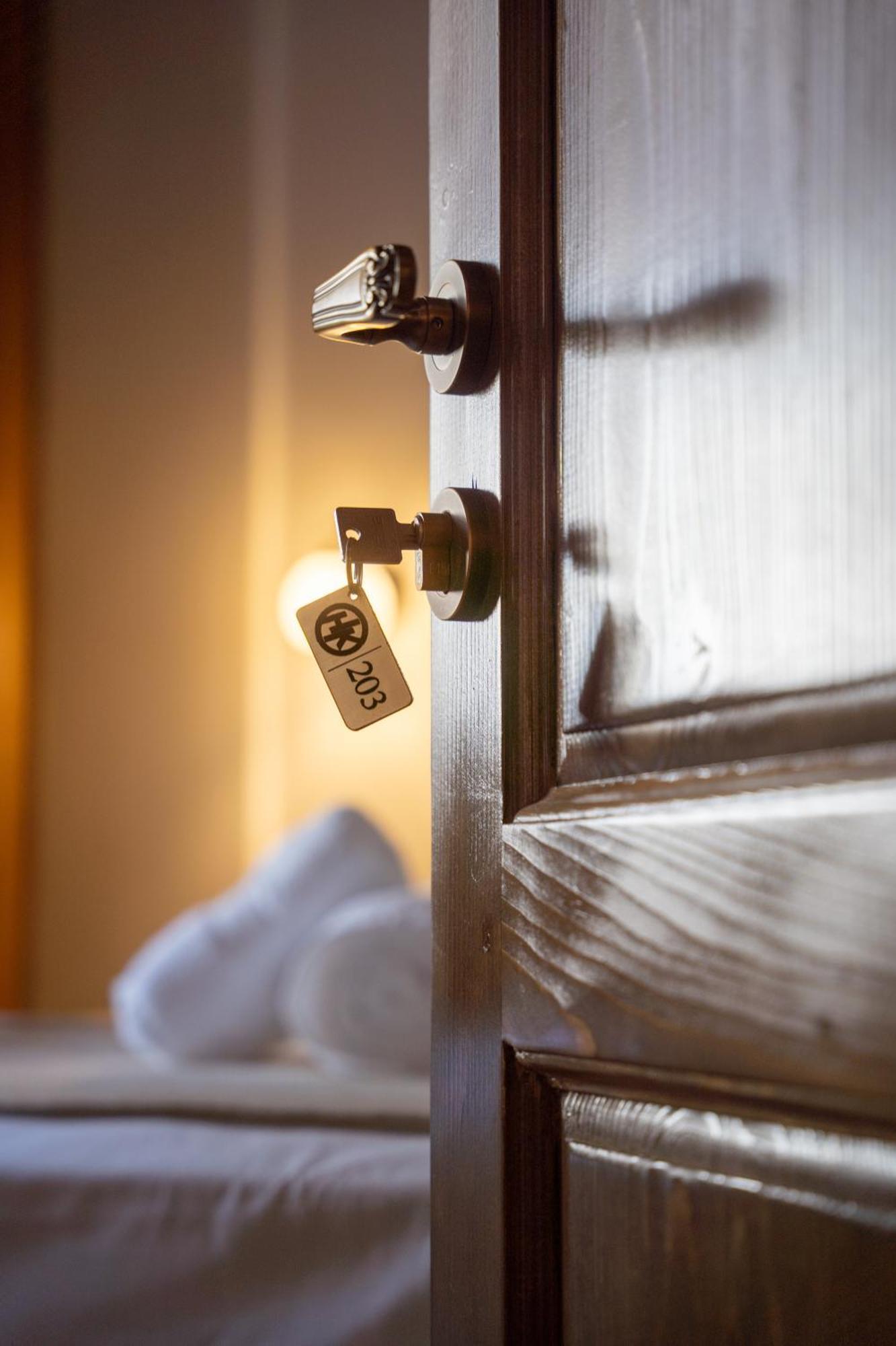 Hotel Kapllani ベラト 部屋 写真