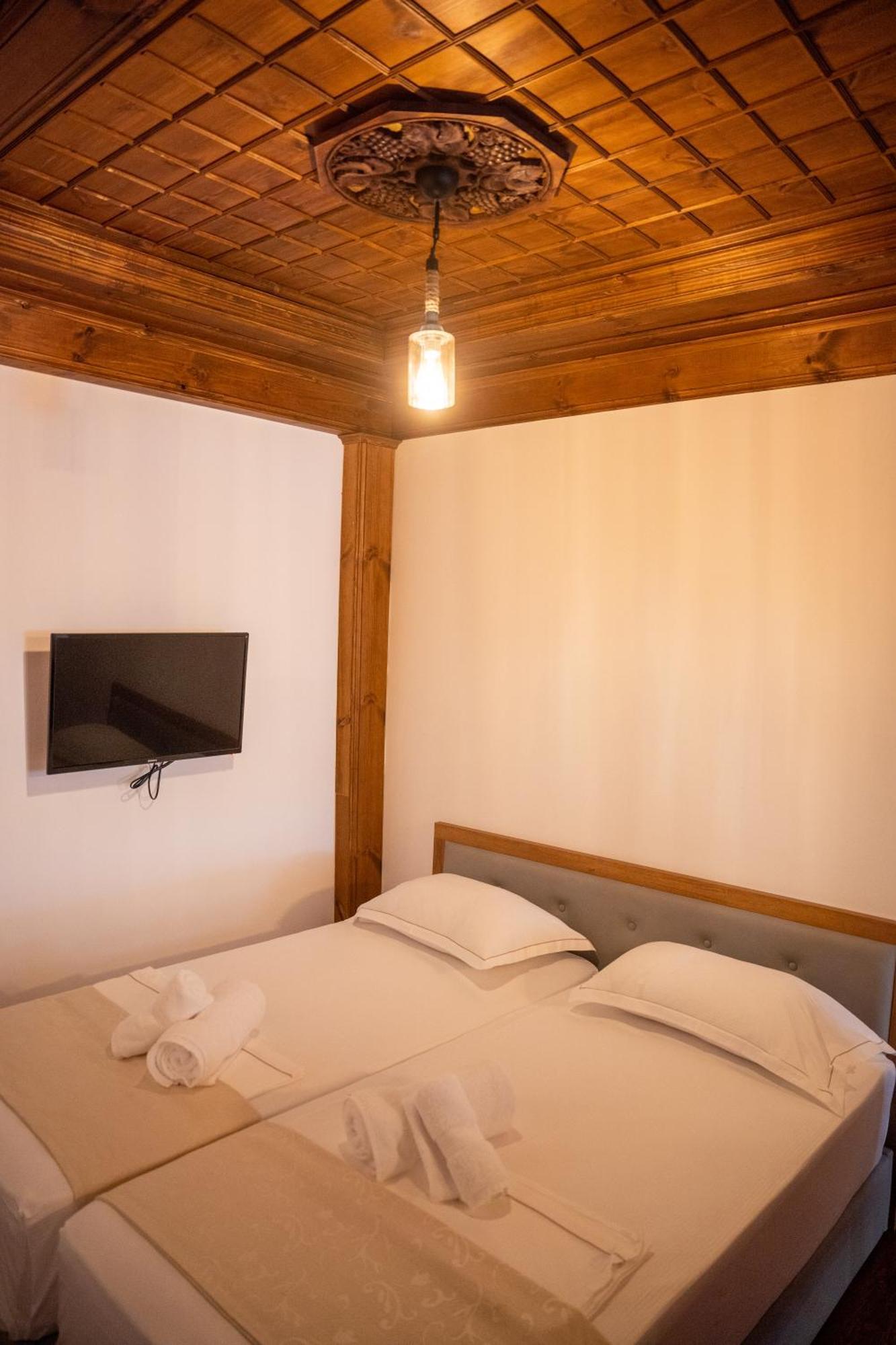 Hotel Kapllani ベラト 部屋 写真