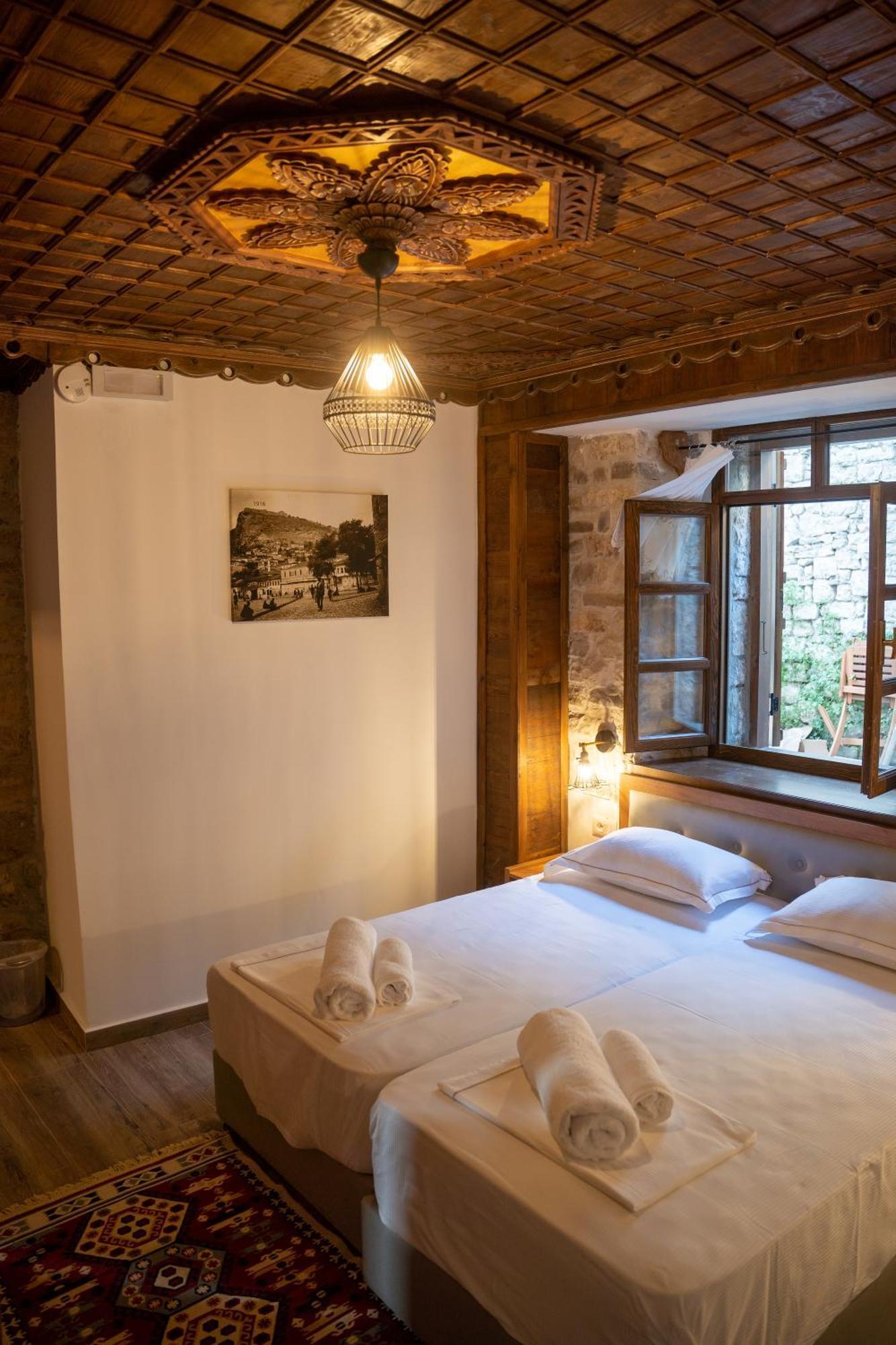 Hotel Kapllani ベラト 部屋 写真