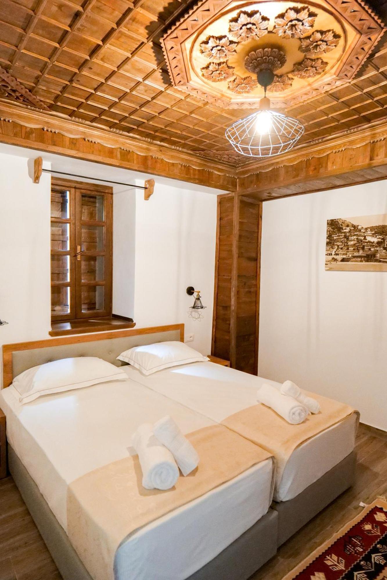 Hotel Kapllani ベラト 部屋 写真